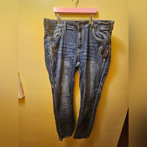 Cowgirl Tuff Denim - Cowgirl Tuff Women's Blue Jeans Feather Arrow Pattern 38 X 35 Denim Preowned